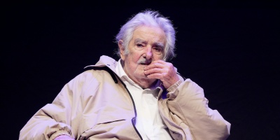 Jos Mujica recibi un reconocimiento y propuestas del Partido Comunes de Colombia