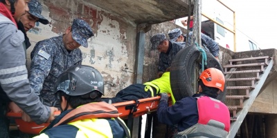 La Prefectura del Puerto de Fray Bentos evacu a un tripulante de un buque que presentaba una herida con sangrado en la cabeza