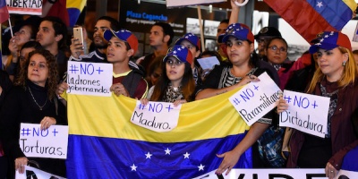 Venezolanos en Uruguay denuncian "filtros" para poder votar