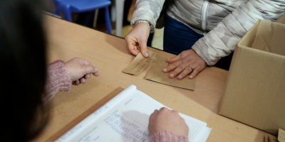 44% votar al Frente Amplio, 24% al Partido Nacional y 14% al Partido Colorado, segn la consultora Cifra