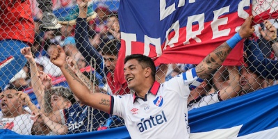 Clsico tricolor : Nacional venci a Pearol 2 a 1