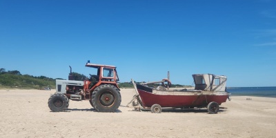 Se incaut casi una tonelada de droga en playa San Luis