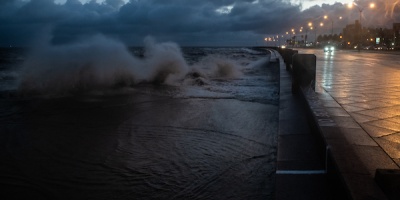 Tras la tormenta: Ms de 25 mil servicios de UTE interrumpidos, radiobases de Antel sin funcionar, cada de rboles y voladuras de techos