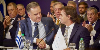 El presidente Lacalle Pou dese a Orsi, "que le vaya mejor de lo que nos fue a nosotros