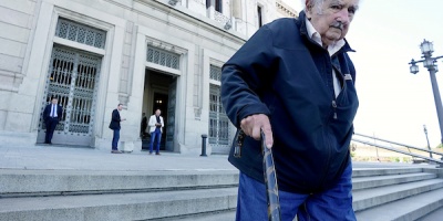 Mujica: El cncer en el esfago me est colonizando el hgado. No lo paro con nada..."