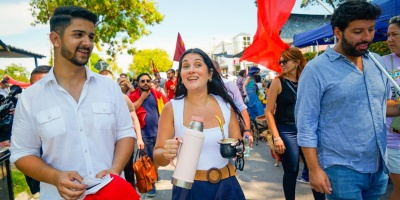 Virginia Cceres visit la feria de Malvn Norte en el marco de la campaa para la Intendencia de Montevideo