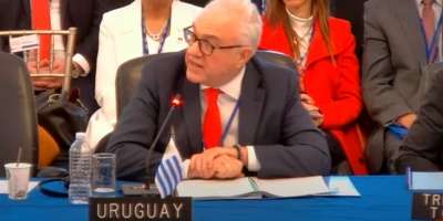 Albert Ramdin, que cont con el voto de Uruguay, se convirti en el nuevo secretario general de la OEA